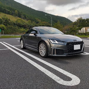 TT クーペ