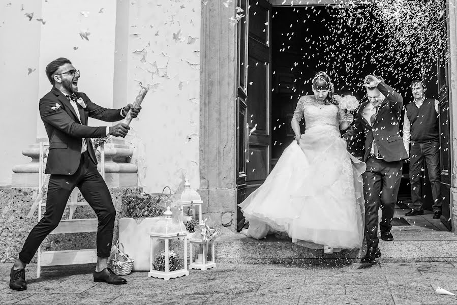 結婚式の写真家Fabrizio Locati (flphoto)。2019 8月7日の写真