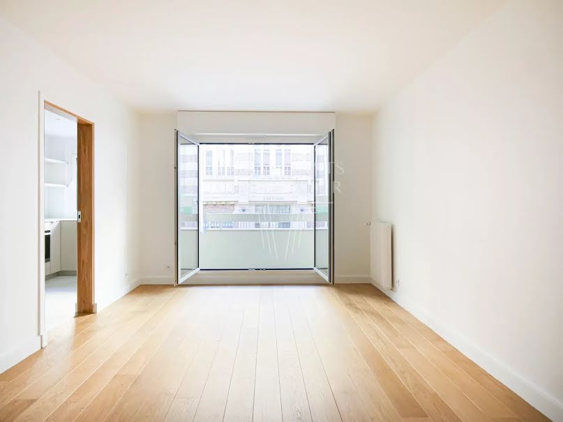 Vente appartement 2 pièces 44.04 m² à Paris 15ème (75015), 539 000 €