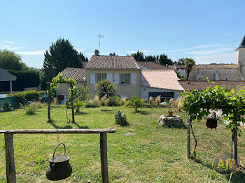 maison à Boisredon (17)