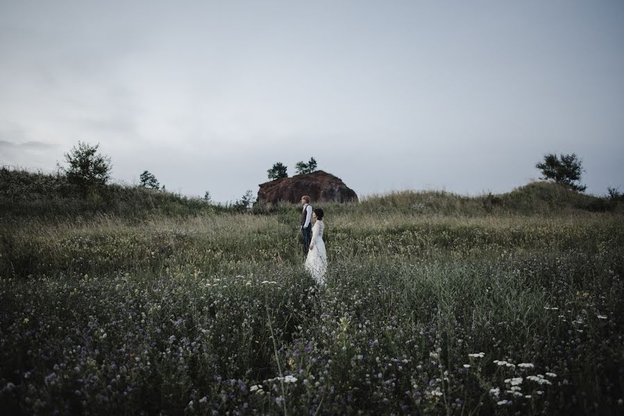 Fotógrafo de casamento Popovici Silviu (silviupopovici). Foto de 1 de julho 2019