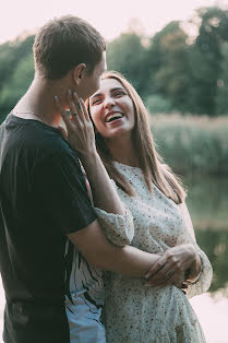 Fotografo di matrimoni Lyubov Sun (leukocyte). Foto del 4 ottobre 2021