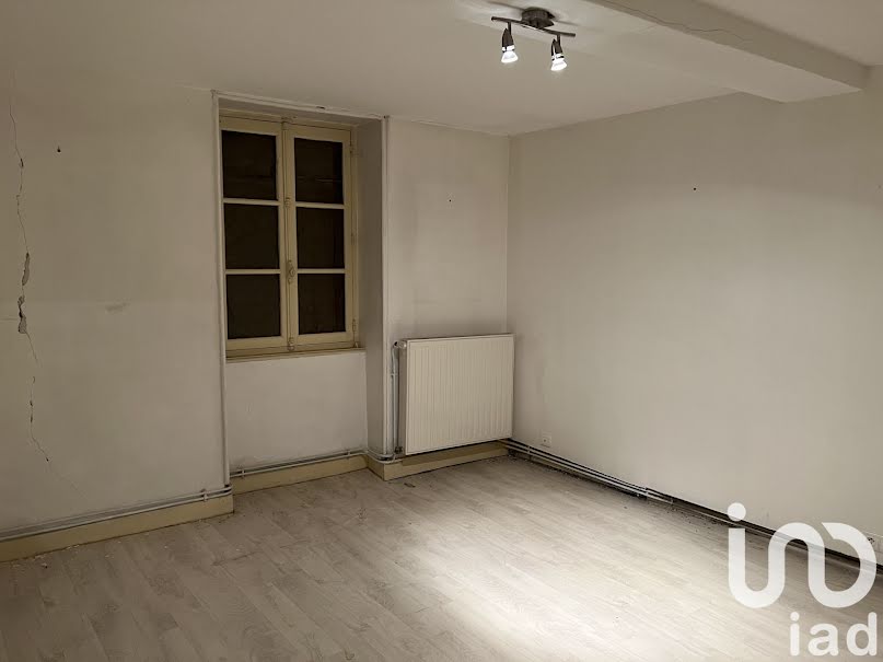 Vente maison 3 pièces 89 m² à Le Donjon (03130), 22 000 €