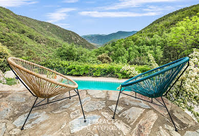 Maison avec piscine et terrasse 3