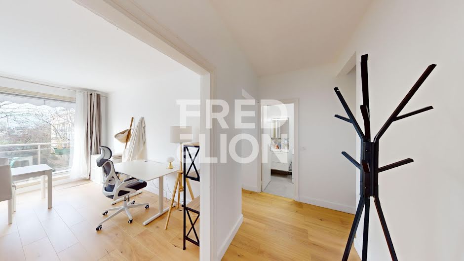 Location  appartement 2 pièces 54.2 m² à Paris 16ème (75016), 2 118 €