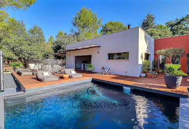 Maison avec piscine et terrasse 20