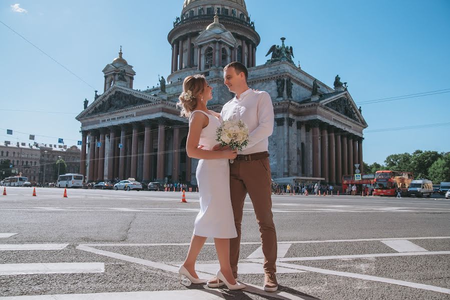 Φωτογράφος γάμων Kseniya Pavlenko (ksenyawedphoto). Φωτογραφία: 5 Ιουνίου 2021