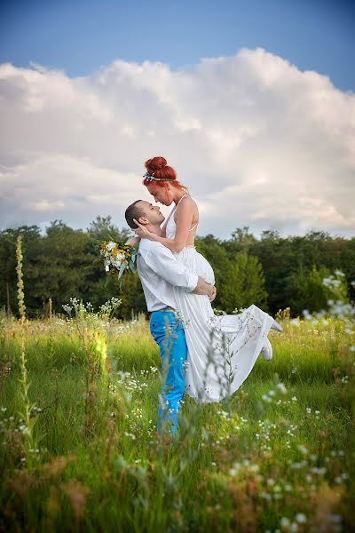 婚礼摄影师Kristina Aleks（kristi-alex）。2020 5月12日的照片