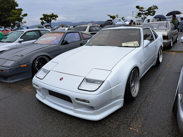 ヴォクシーの横手オールドカーフェステバル令和5年・ヴォクシー・ドライブ・昭和レトロに関するカスタム事例の投稿画像10枚目