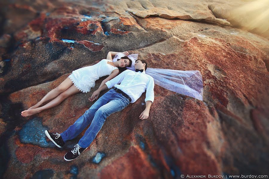 Fotógrafo de casamento Aleksandr Burdov (burdov). Foto de 27 de maio 2015