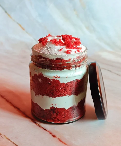 Red Velvet Jar Cake