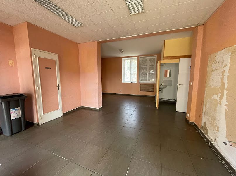 Location  locaux professionnels 2 pièces 30 m² à Caen (14000), 720 €