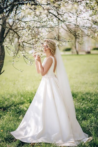 婚礼摄影师Natalya Lapkovskaya（lapulya）。2018 5月5日的照片