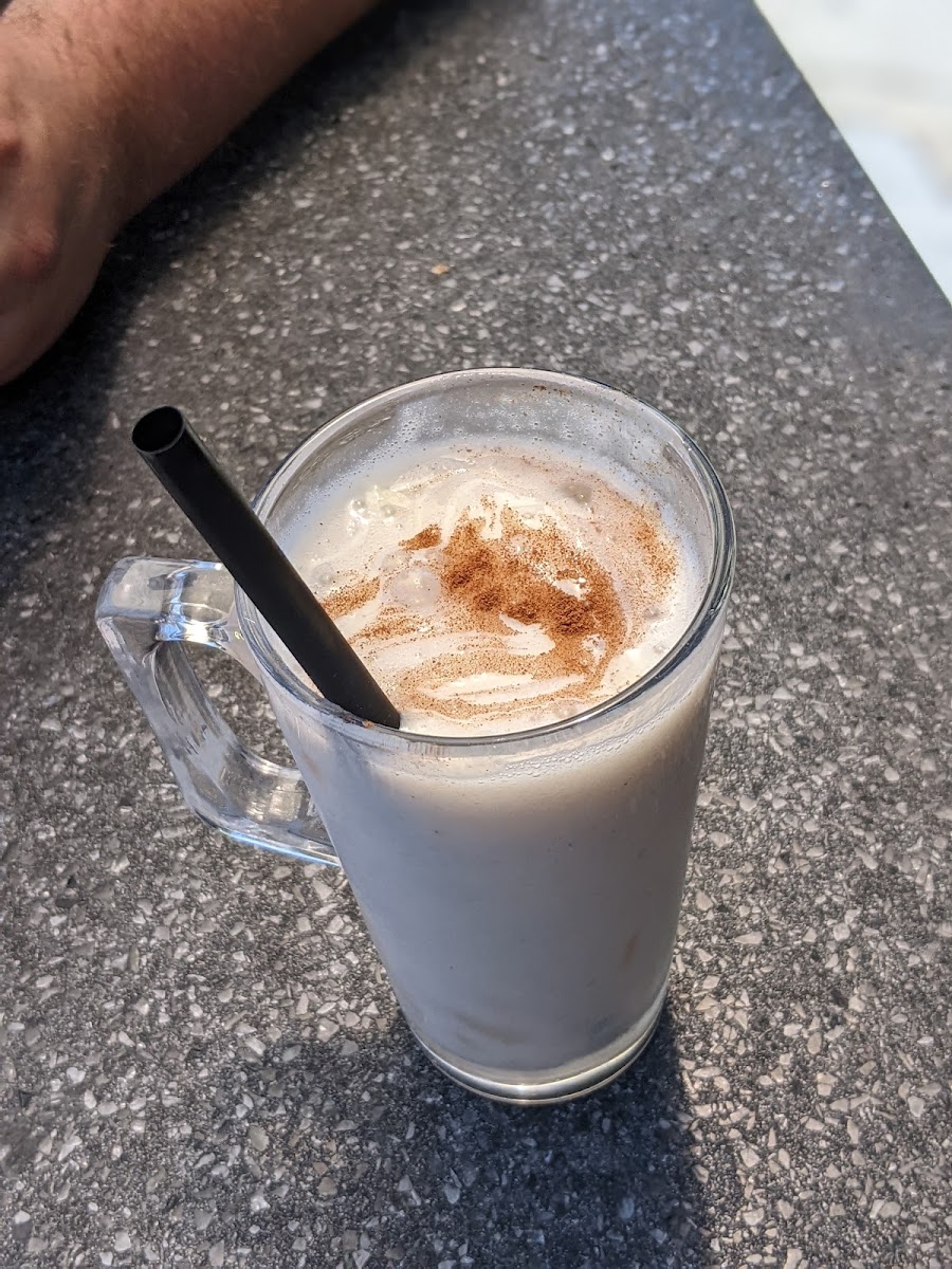 Venezuelan chicha (rice, condensed milk, cinnamon and ice)