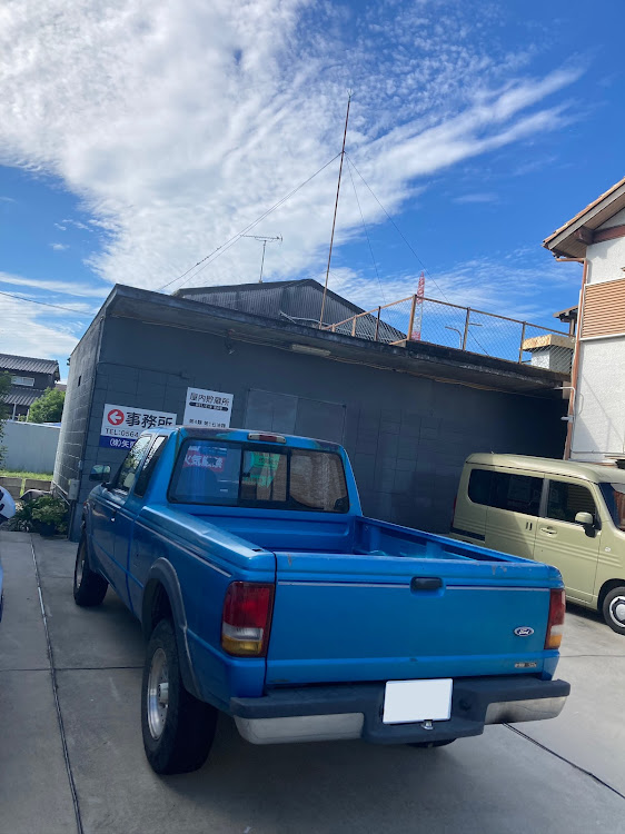 レンジャーの歴史的建造物・ピックアップトラックのある生活・vanlife・雨の後・ドライブに関するカスタム事例の投稿画像1枚目
