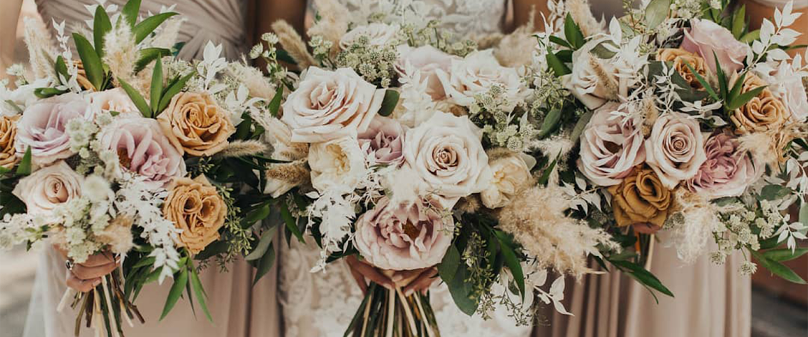 Wedding flower bouquet 