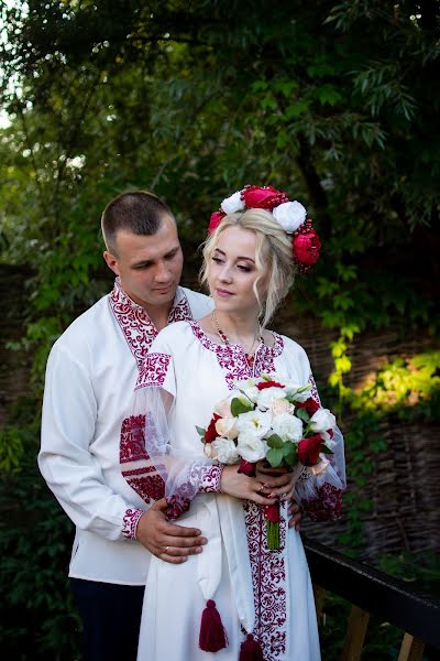 Fotógrafo de casamento Krіstіna Batovska-Benik (chrisb). Foto de 8 de agosto 2019