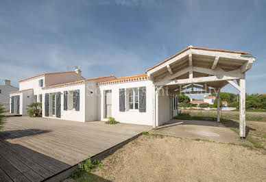 Maison en bord de mer 4