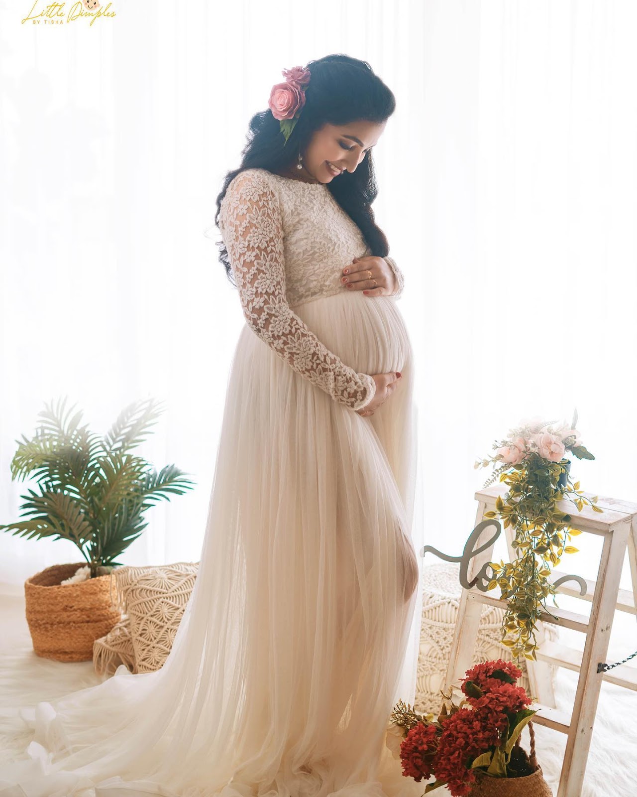 Little Dimples By Tisha is a well-known maternity photographer in Bangalore. Specialized in  Maternity Photoshoot Bangalore, pregnancy, and Baby Photoshoot Bangalore.