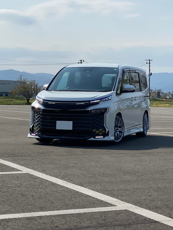 ヴォクシーの郡山MT・主催者さんに感謝・オールジャンルMT・ワゴニスト取材・オフ会に関するカスタム事例の投稿画像5枚目