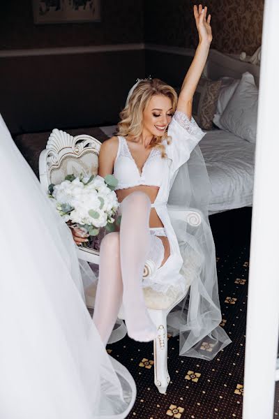 Wedding photographer Nadezhda Sobchuk (nadiasobchuk). Photo of 10 July 2019