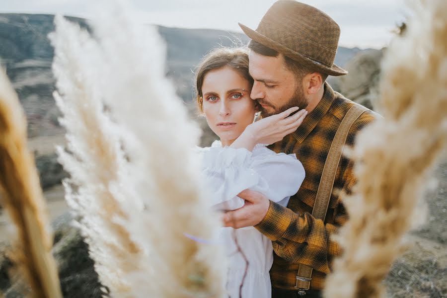 Svadobný fotograf Slava Novikov (slavno). Fotografia publikovaná 31. októbra 2019