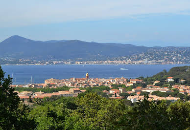 Villa avec piscine et terrasse 7