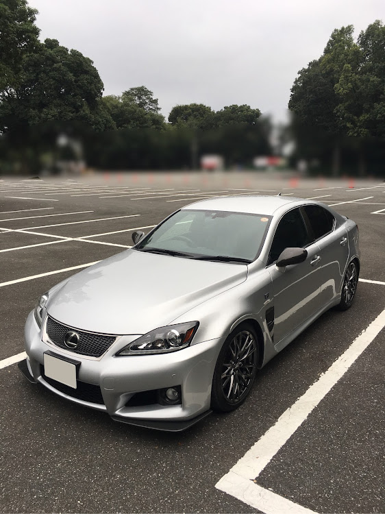 IS Fの洗車したのに雨に関するカスタム事例の投稿画像1枚目
