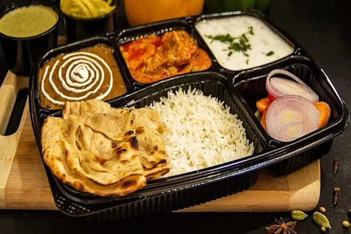 Rojana Wali Thali Meal - Veg