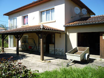 villa à Montayral (47)