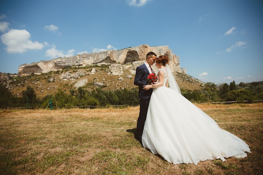 Wedding photographer Venera Salidinova (vinera). Photo of 17 December 2015