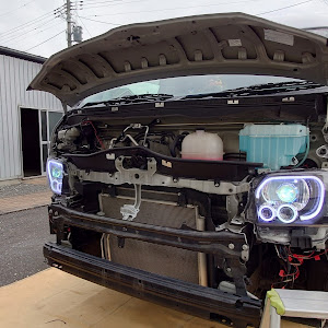 ハイエースバン TRH226K