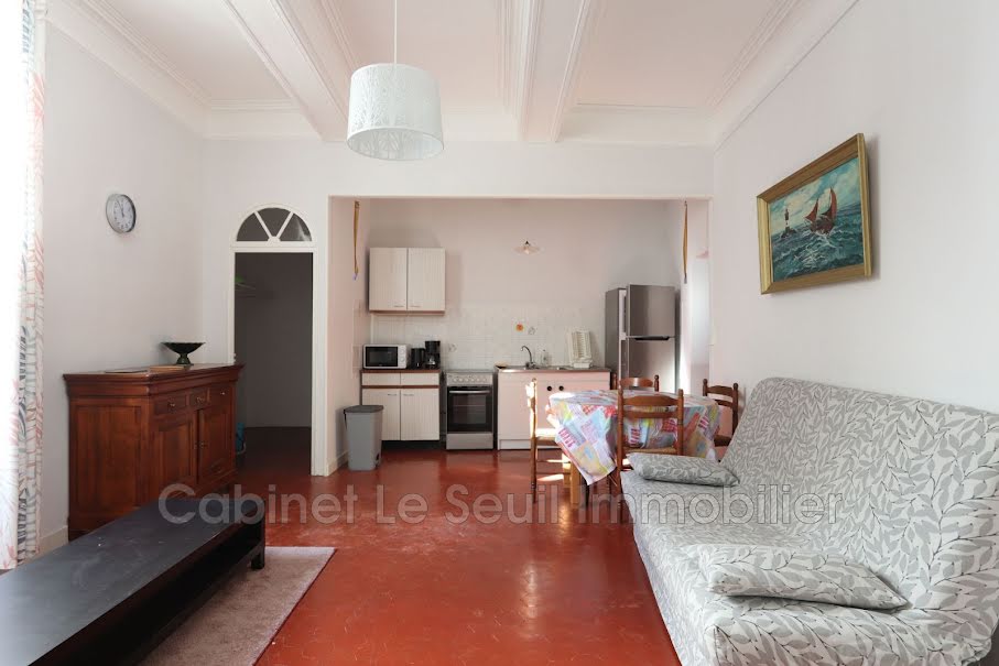 Vente hôtel particulier 30 pièces 600 m² à Apt (84400), 570 000 €