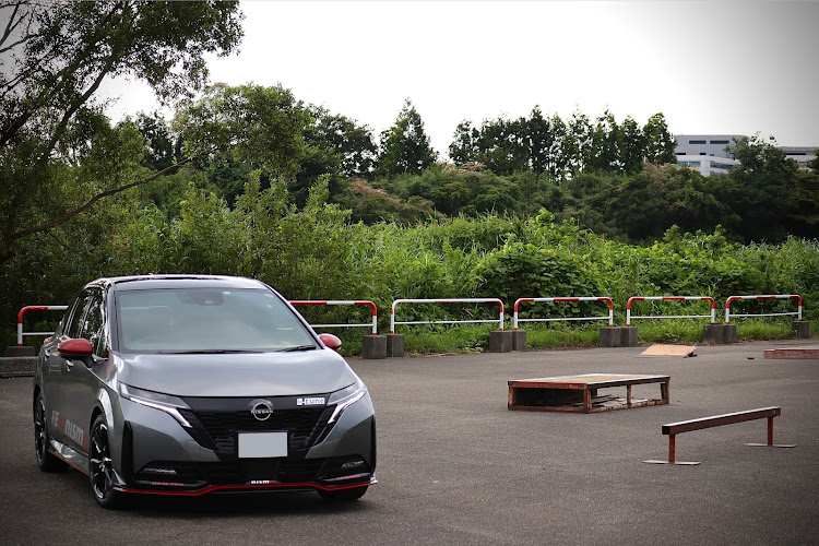ノート オーラのドライブ・新潟・FE13型 日産・オーラ NISMO・お盆後半戦・カメ活に関するカスタム事例の投稿画像2枚目