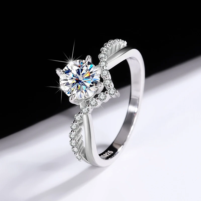 Bague en Argent Sterling S925 pour Femme. Bijou élégant au quotidien ou cadeau idéal. Design classique et brillant. Parfait pour toutes les occasions.