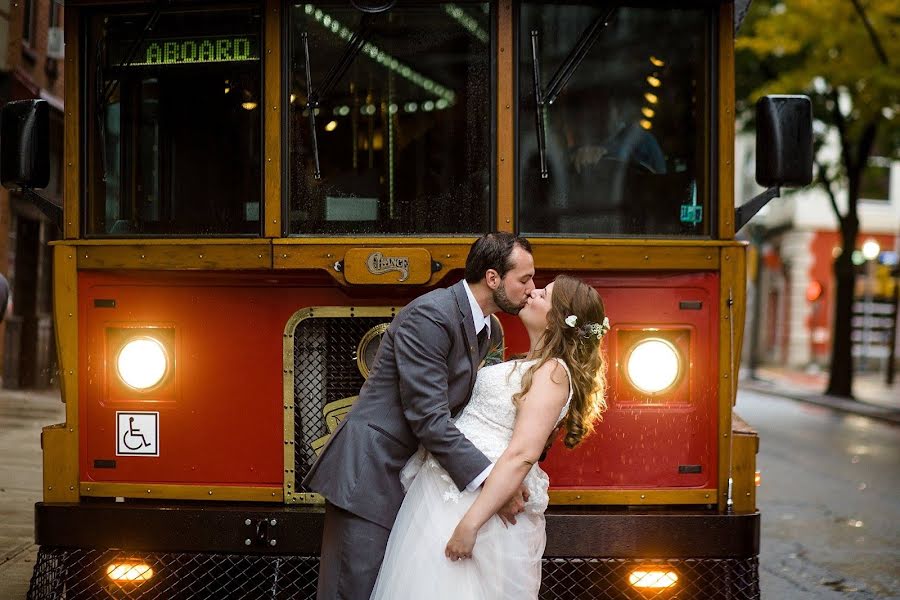 Fotografo di matrimoni Hannah Rayls (hannahrayls). Foto del 8 settembre 2019