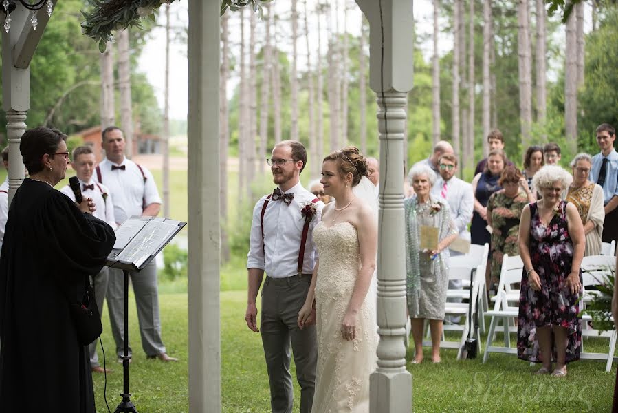 Fotógrafo de casamento Rosalind Kealiher (rosalindkealiher). Foto de 11 de dezembro 2021