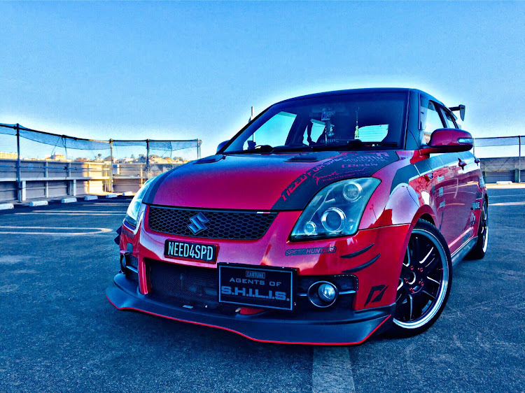 スイフトスポーツのS.H.I.L.I.S.・T.S FACTORY・My Best shot・今日からお休み・2019ベストショットに関するカスタム事例の投稿画像1枚目