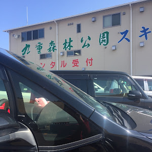 ヴォクシー ZRR80W