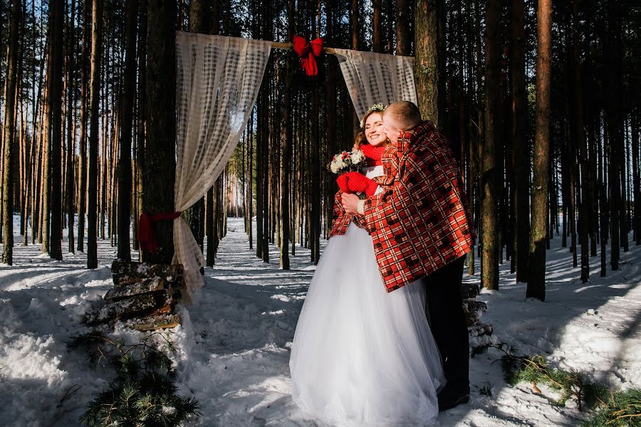 Fotografo di matrimoni Ekaterina Levickaya (katyalev). Foto del 24 gennaio 2017