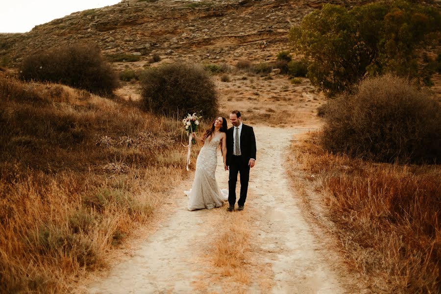 Fotógrafo de casamento Niki Theofanidou (nikintasos). Foto de 24 de janeiro 2022