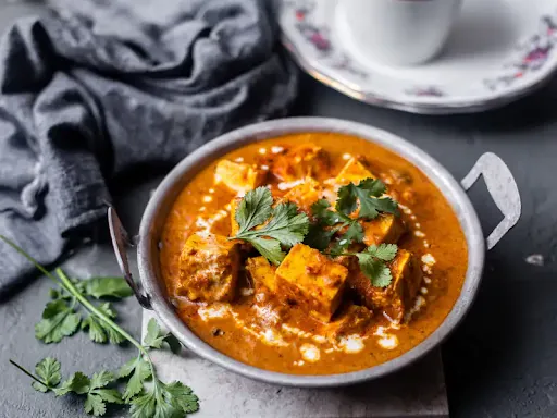 Nukkad Special Paneer Masala