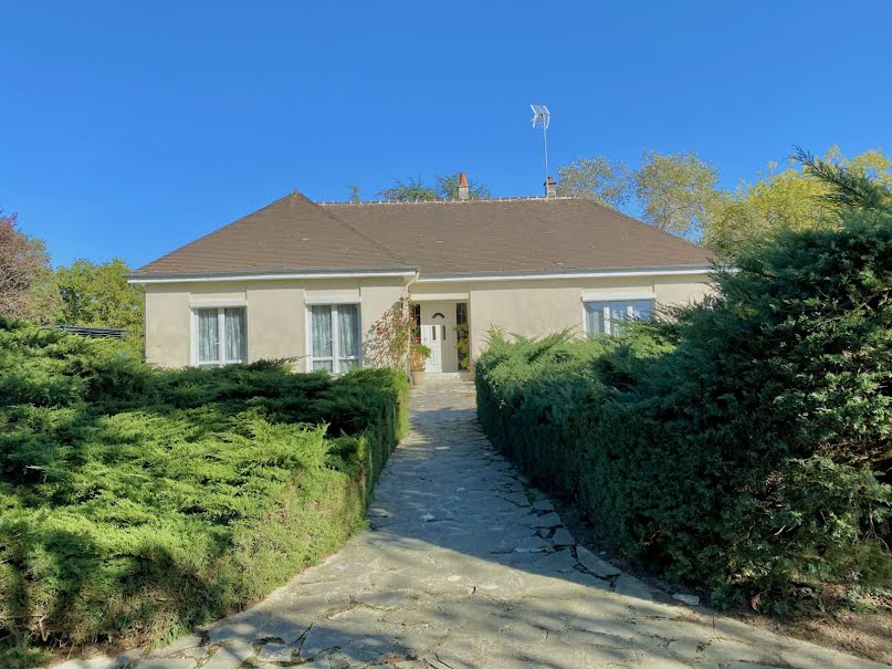 Vente maison 5 pièces 110 m² à Vierzon (18100), 183 000 €