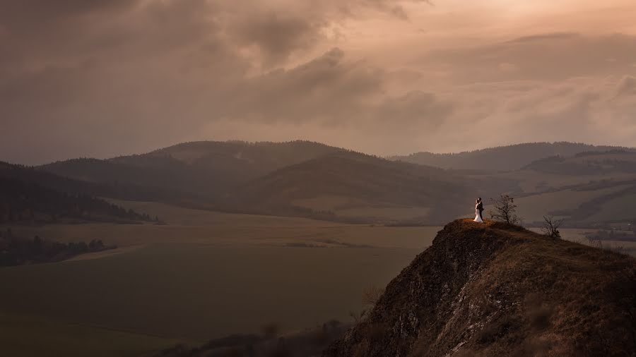 ช่างภาพงานแต่งงาน Marek Curilla (svadbanavychode) ภาพเมื่อ 29 มกราคม 2019