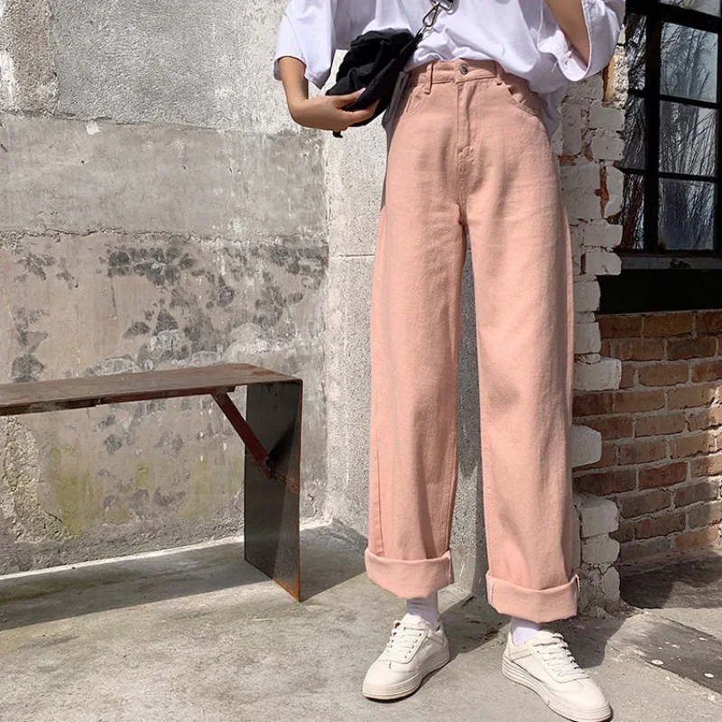 Pantaloni con funzione mocio, orlo arrotolato, vita alta, vestibilità slim e gamba dritta. Pulisci mentre cammini, senza sforzo!