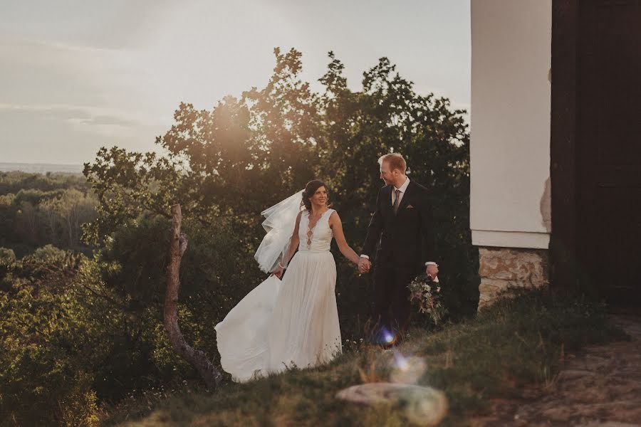 Fotografo di matrimoni Csaba Ihász (findyourmoment). Foto del 3 febbraio 2021