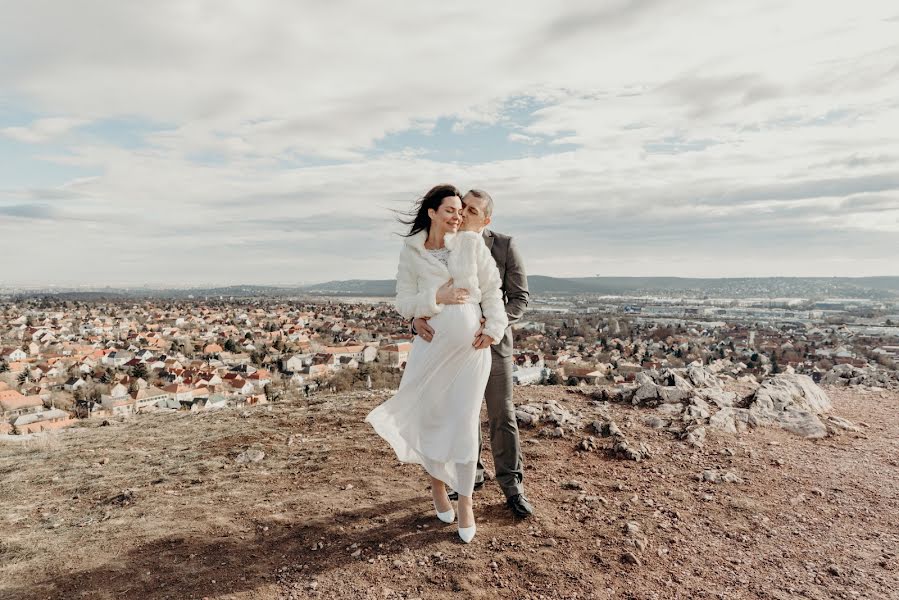 Wedding photographer Magdi Urbán (urbanmagdi). Photo of 19 March 2021