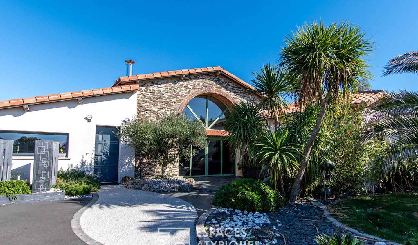 Maison avec piscine Beaupréau-en-Mauges