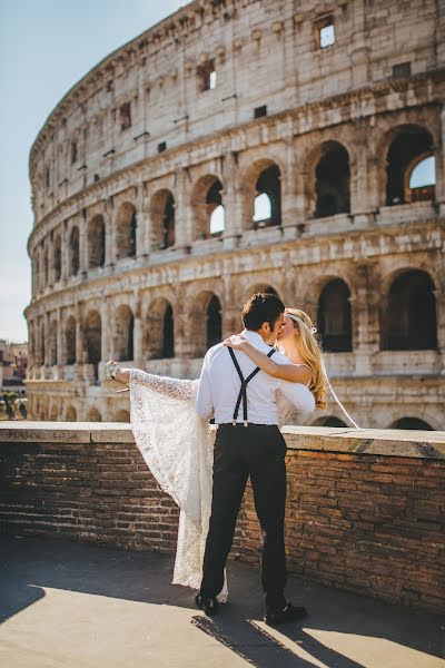 Fotógrafo de casamento Dmitry Agishev (romephotographer). Foto de 9 de março 2019