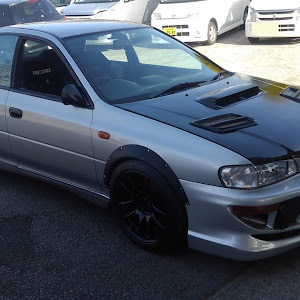 インプレッサ WRX GC8